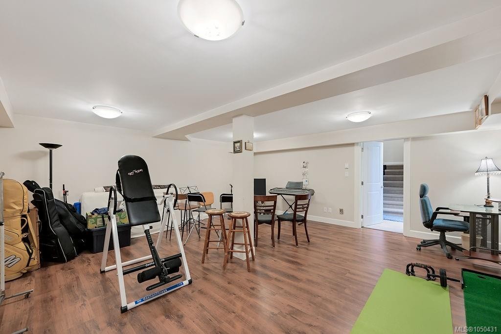 #110-1177 Deerview Pl, Langford, BC