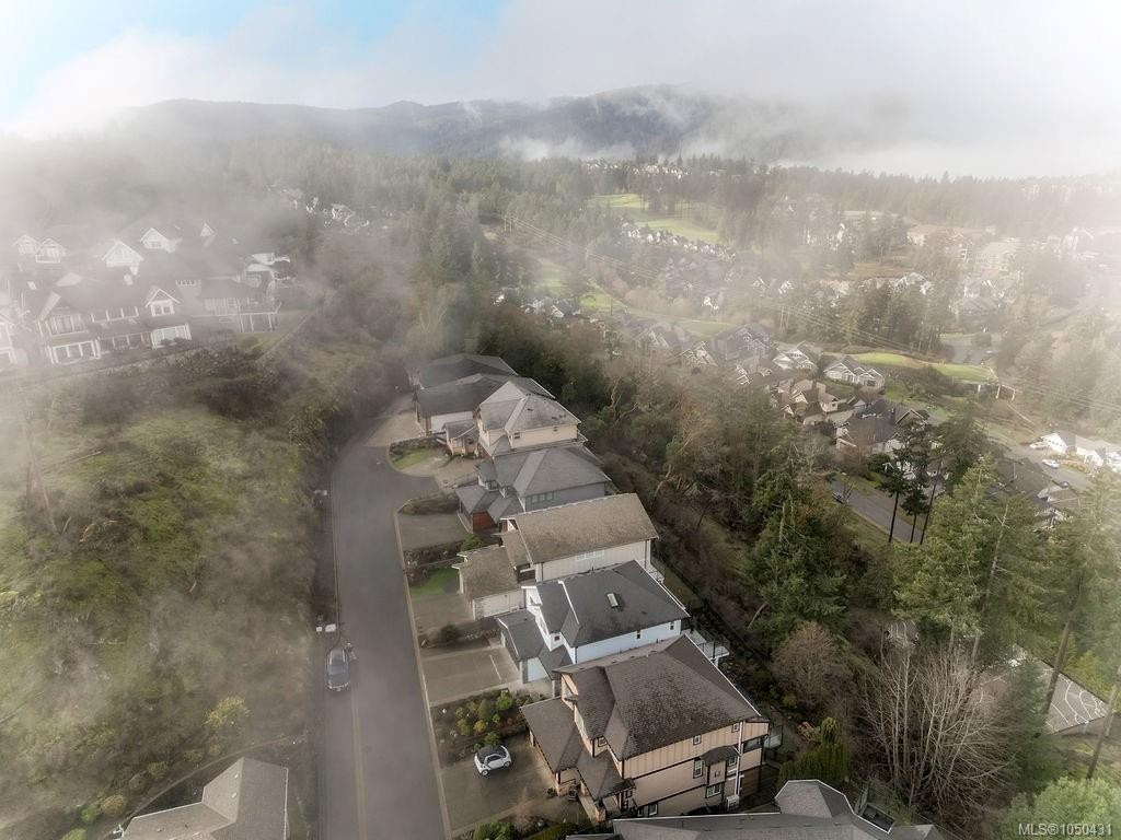 #110-1177 Deerview Pl, Langford, BC