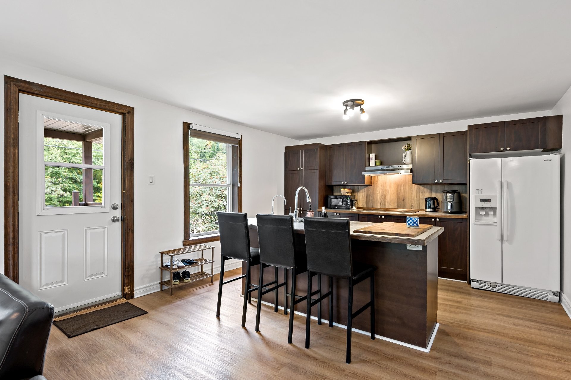 Kitchen - 77 Ch. Du Lac-De-La-Carpe, Lac-Des-Plages, QC