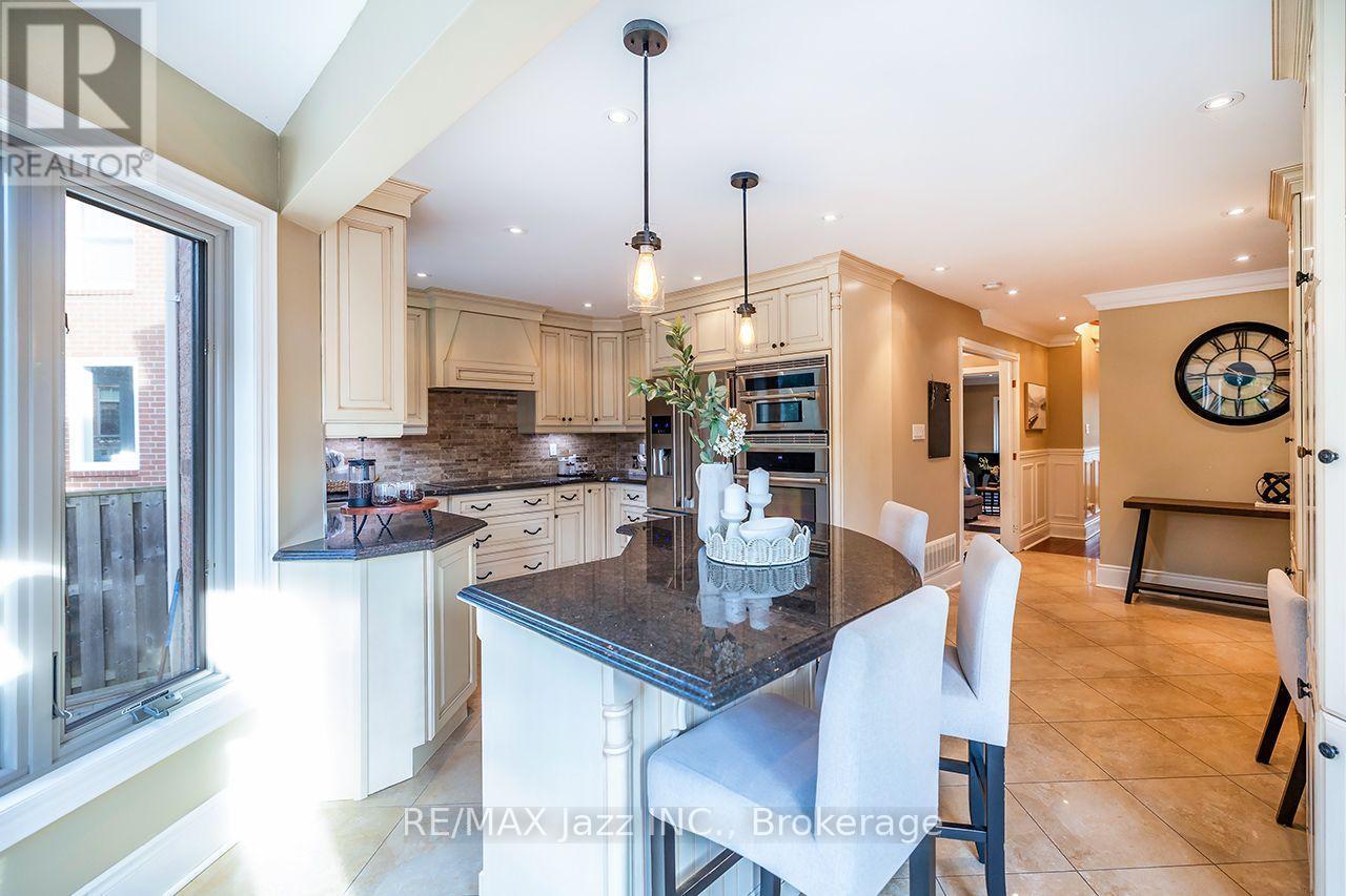 106 Tilman Circle, Markham (Markham Village), ON