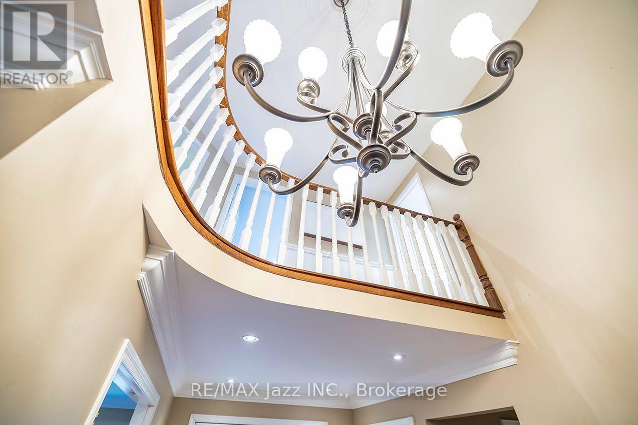 106 Tilman Circle, Markham (Markham Village), ON