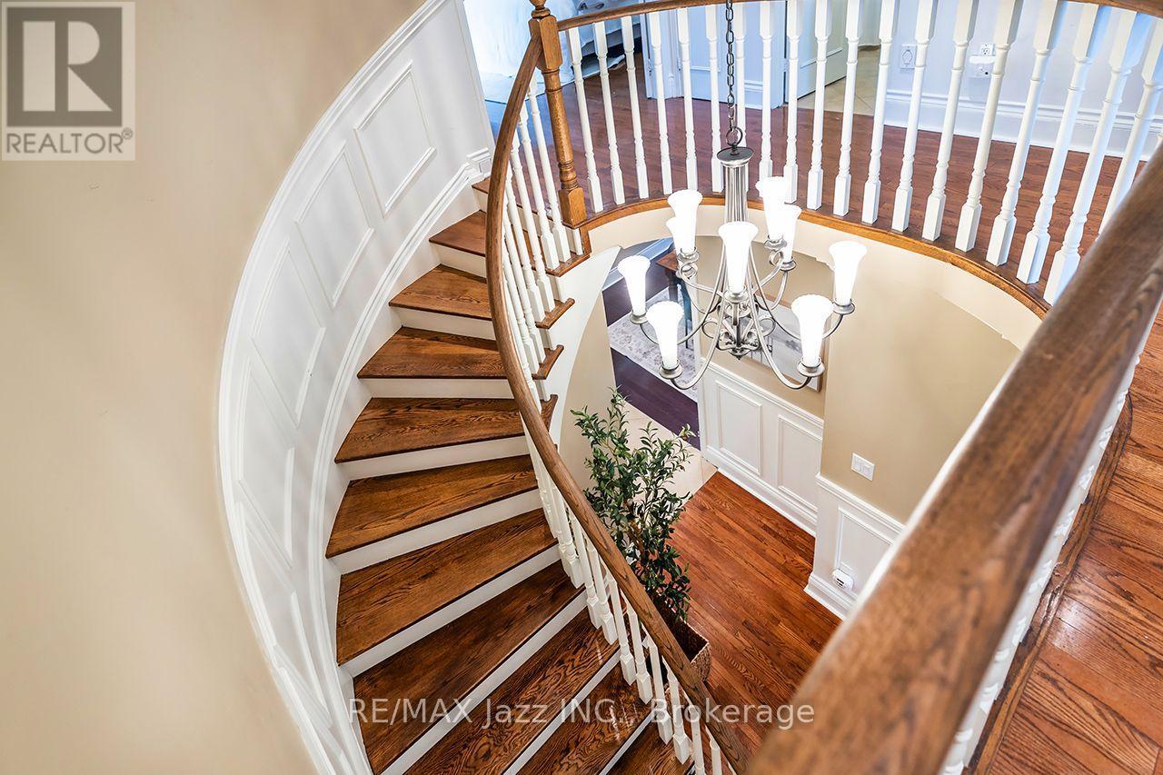 106 Tilman Circle, Markham (Markham Village), ON