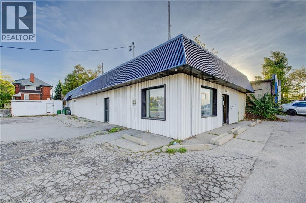 983 & 991-995 King St. E. & 512-516, 520 Charles St. E. Street, Kitchener, ON
