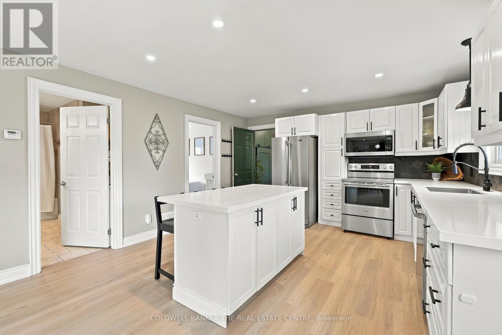 968 Metro Road N, Georgina, ON