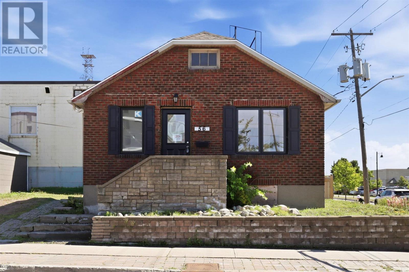 56 Dennis St, Sault Ste. Marie, ON