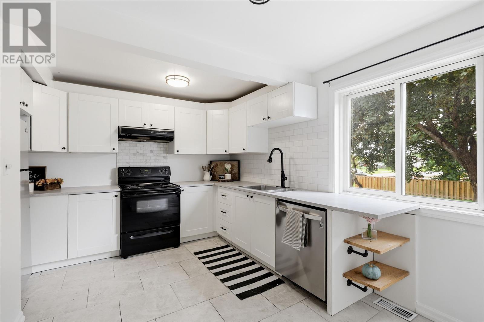 59 Adeline Ave, Sault Ste. Marie, ON