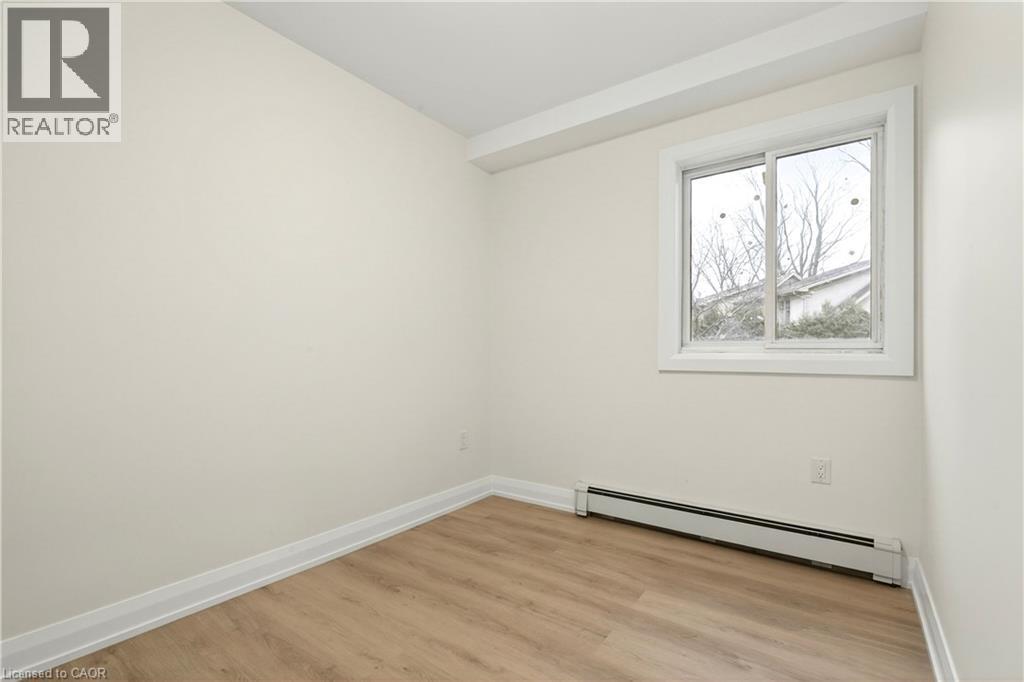 1012 North Shore Boulevard E, Burlington, ON