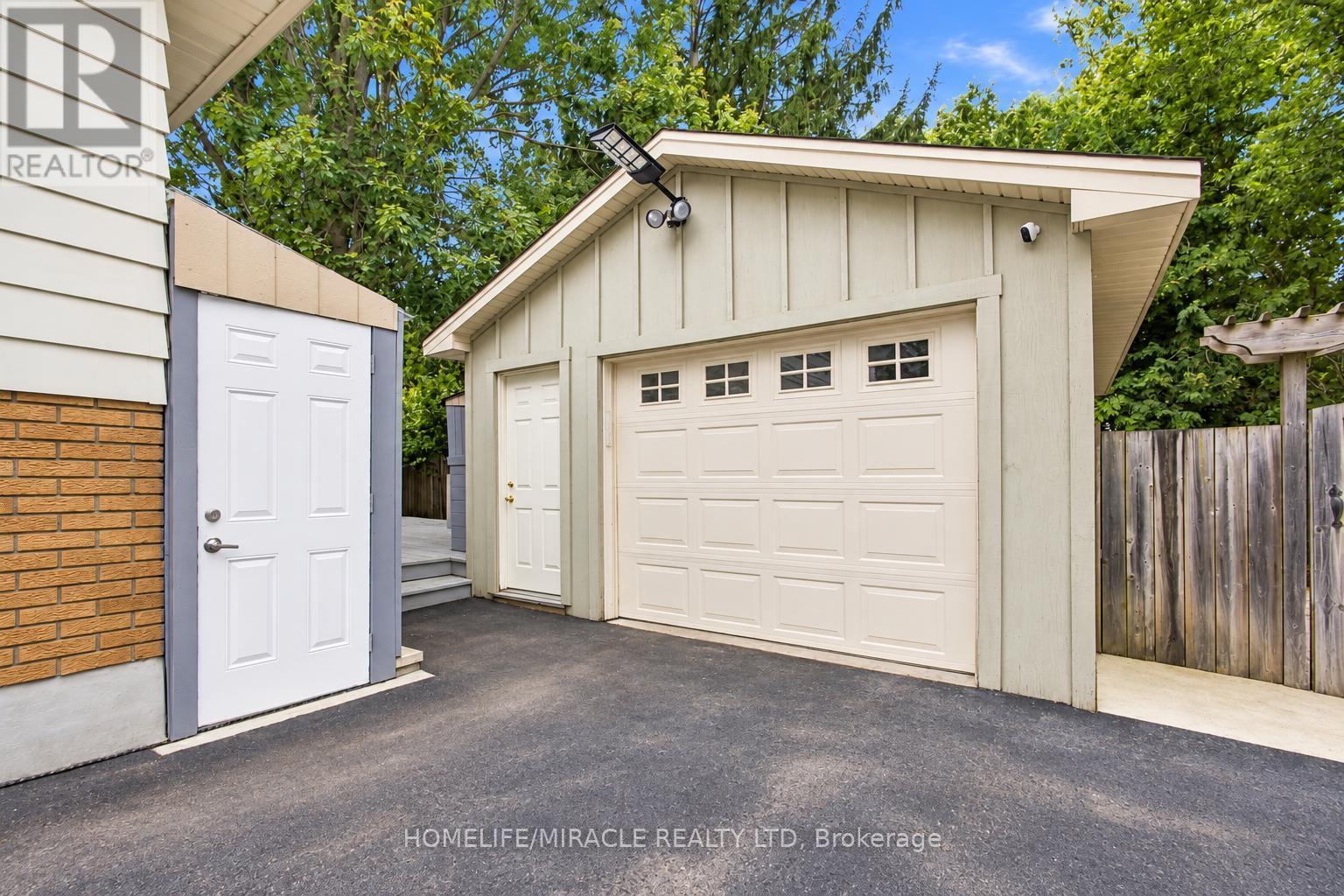 365 Blue Forest Drive, London North, ON