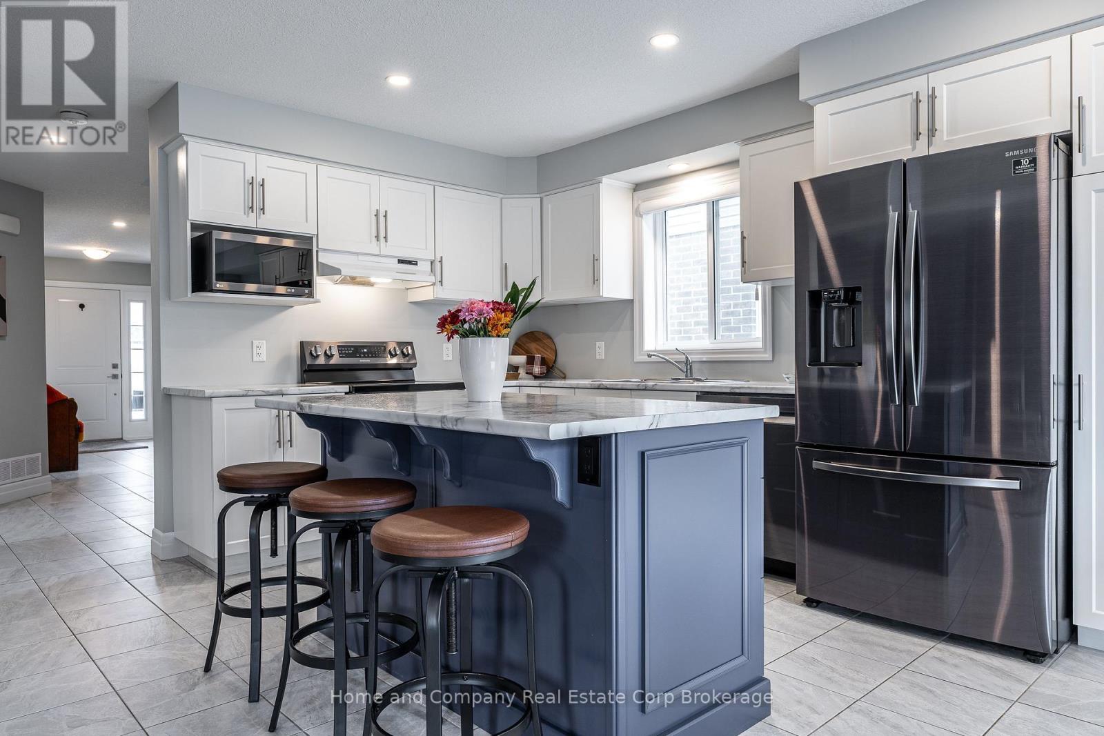 40 Robertson Dr Drive, Stratford, ON