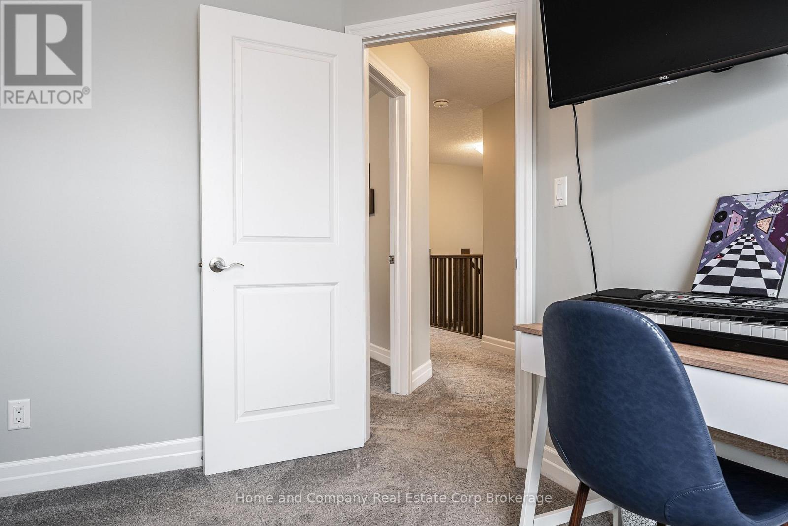 40 Robertson Dr Drive, Stratford, ON