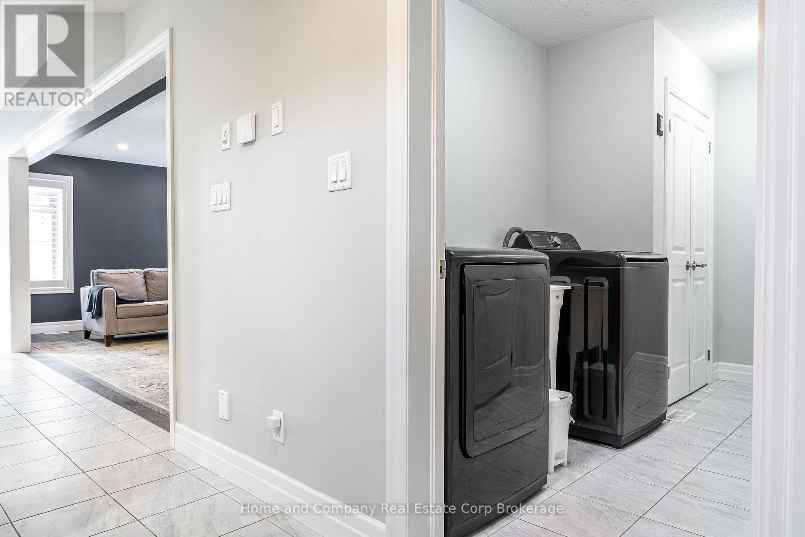 40 Robertson Dr Drive, Stratford, ON