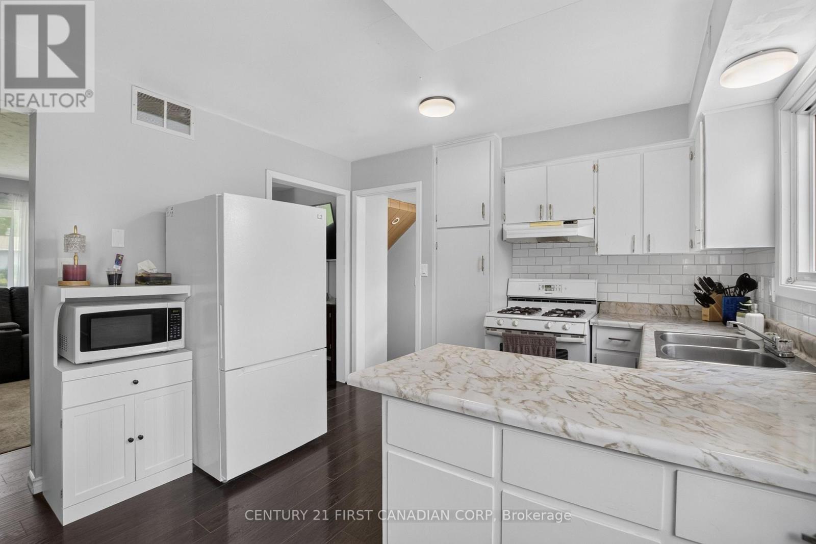 44 Hammond Street, St. Thomas, ON