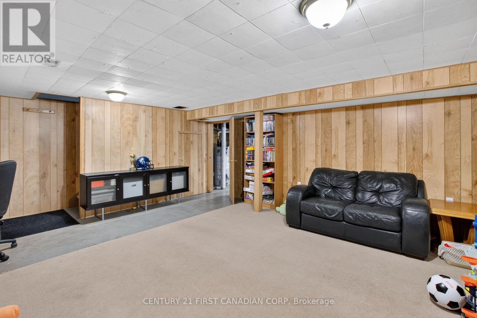 44 Hammond Street, St. Thomas, ON