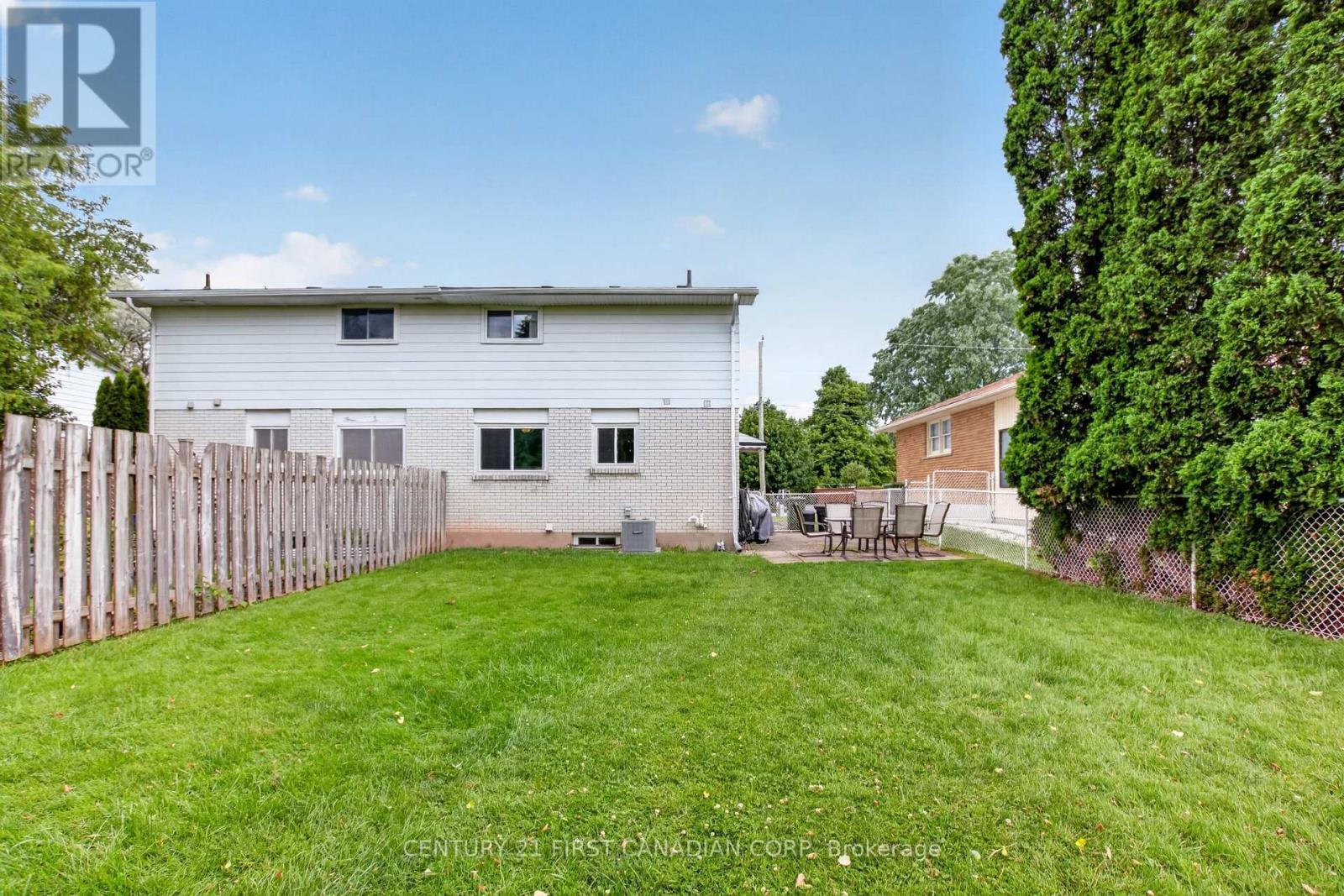 44 Hammond Street, St. Thomas, ON