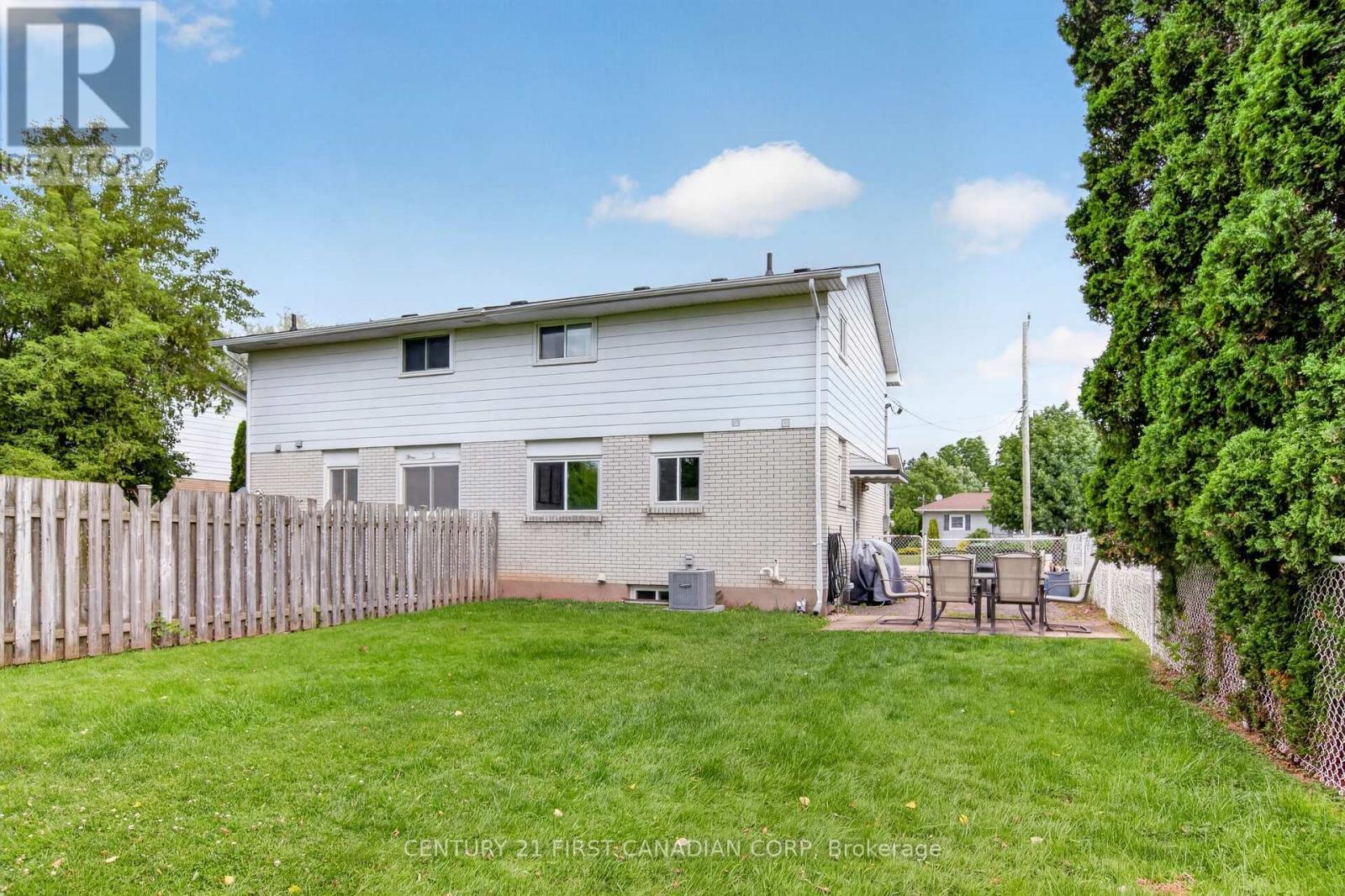 44 Hammond Street, St. Thomas, ON