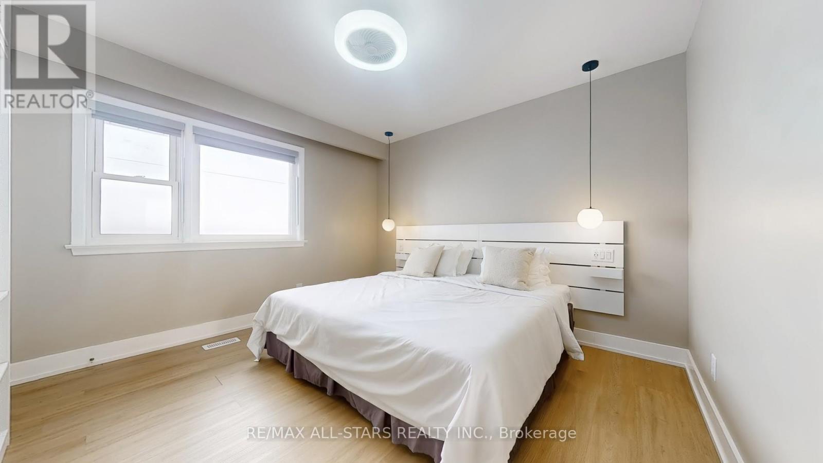 105 Betty Ann Drive, Toronto, ON