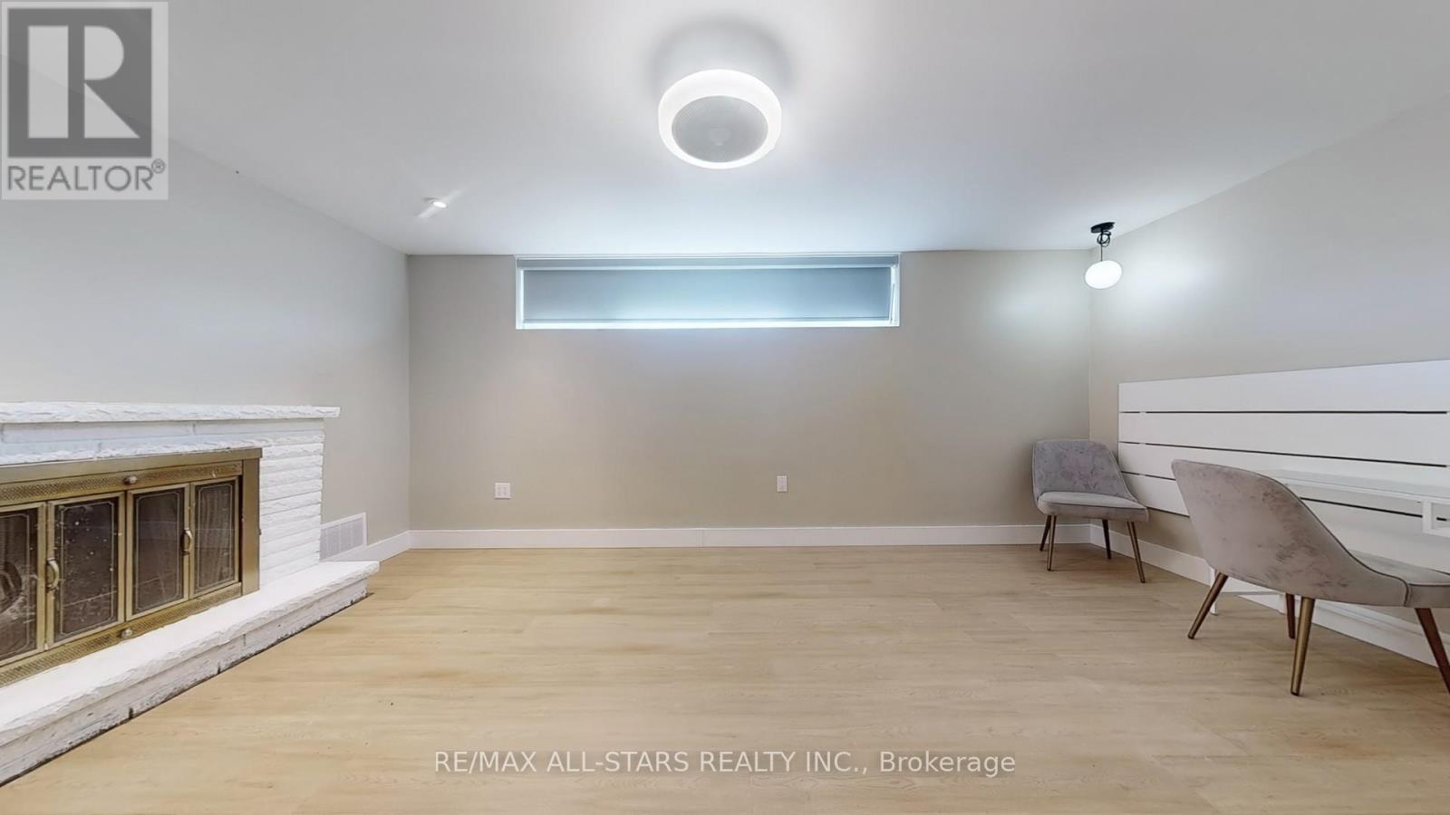 105 Betty Ann Drive, Toronto, ON
