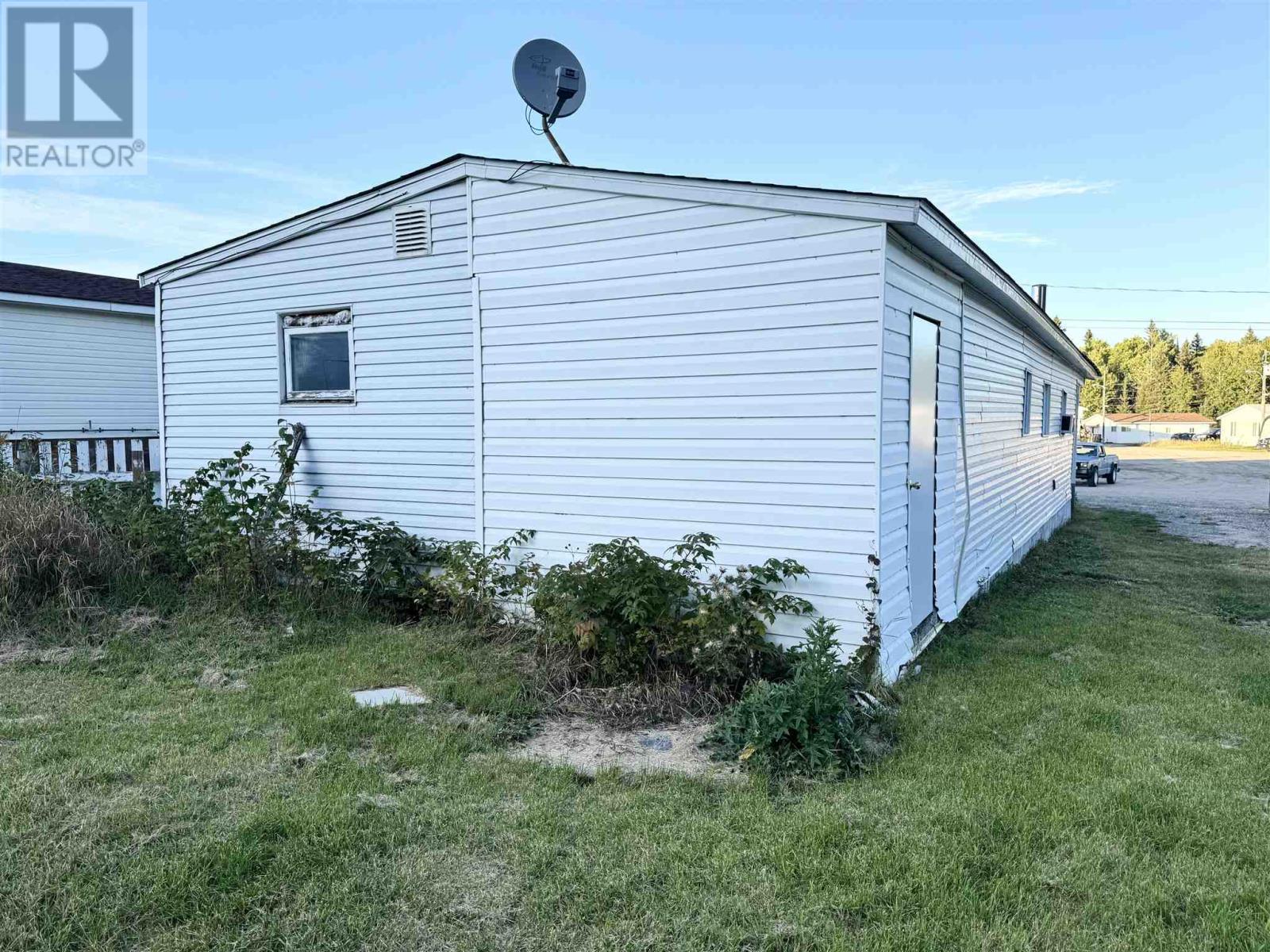 3 Fontaine Dr, Chapleau, ON
