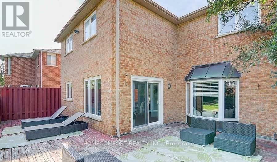 86 Bristol Road, Newmarket, ON
