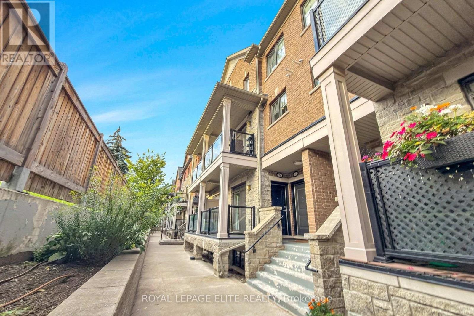 06 - 198 Pine Grove Road, Vaughan, ON