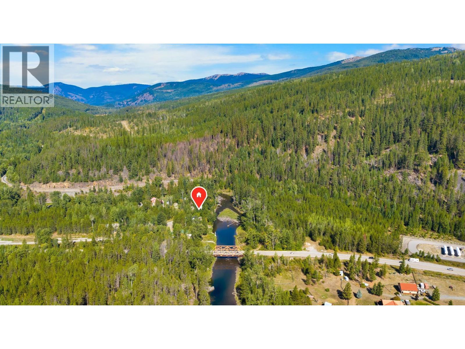 8440 3 & 95 Highway Lot# 135, Yahk, BC