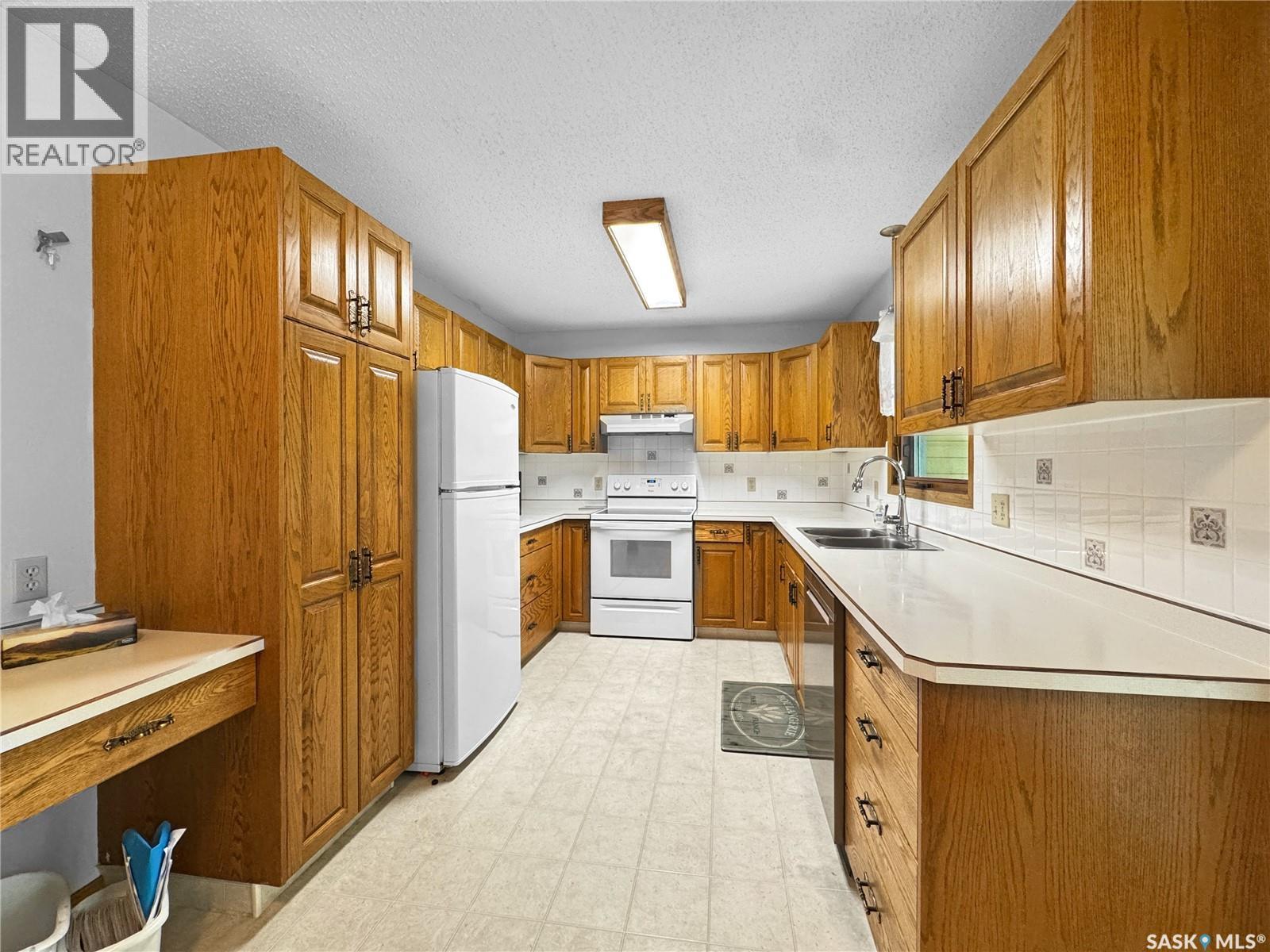 #3 West Park Drive, Battleford, SK