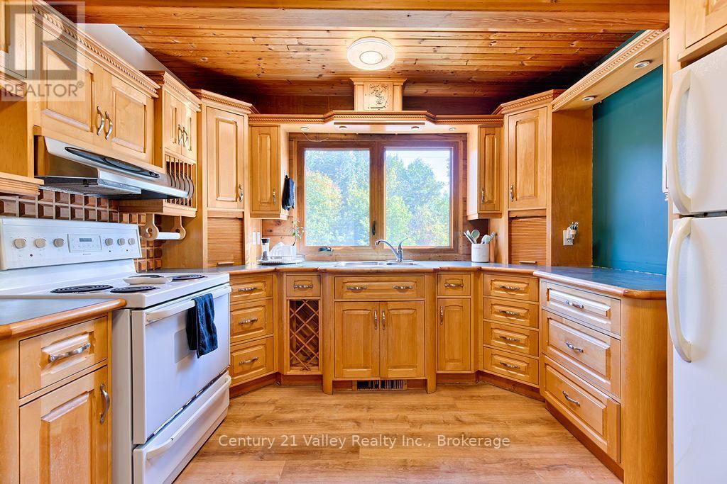 7969 60 Highway, Bonnechere Valley, ON