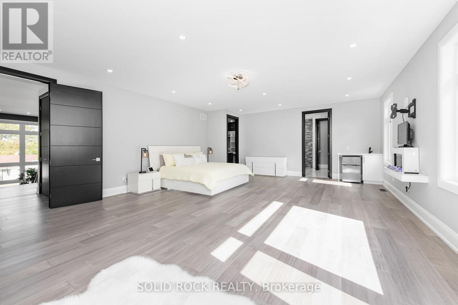 224 Roger Road, Ottawa, ON