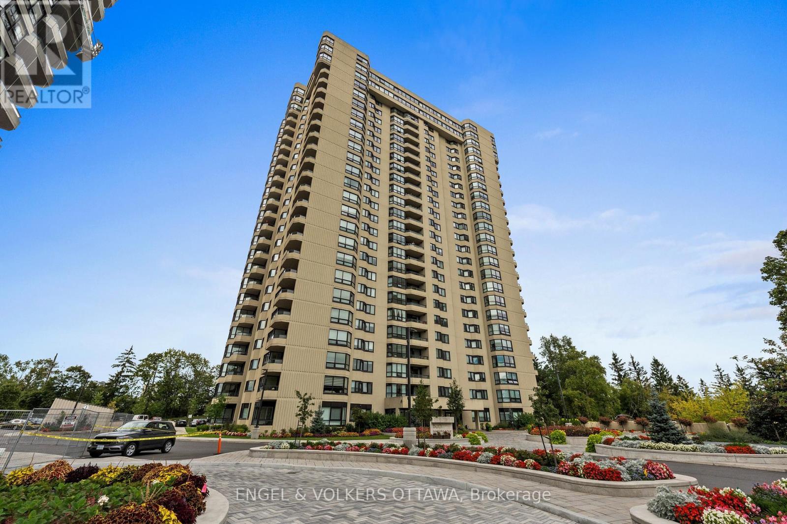 1905 - 1500 Riverside Drive, Ottawa, ON