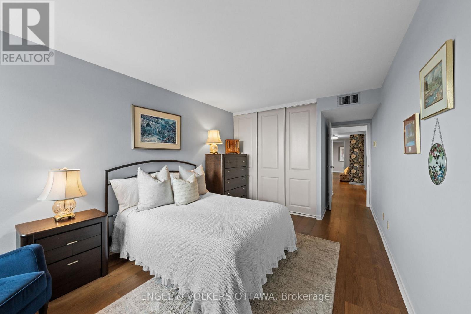 1905 - 1500 Riverside Drive, Ottawa, ON