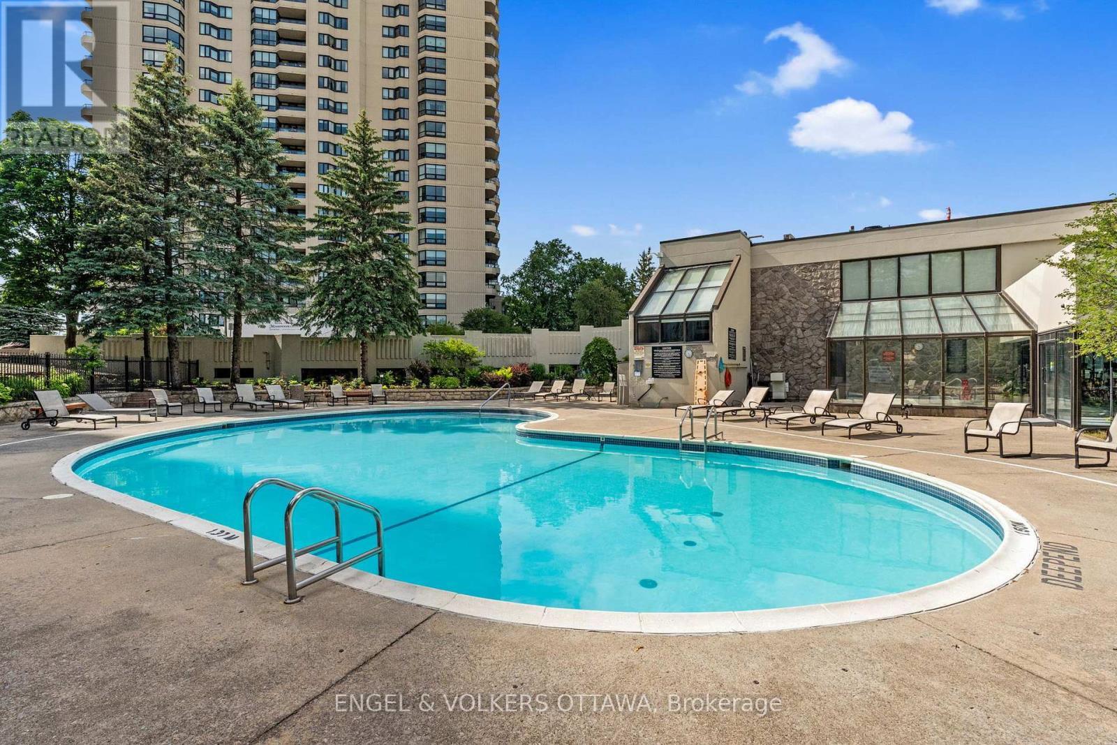 1905 - 1500 Riverside Drive, Ottawa, ON