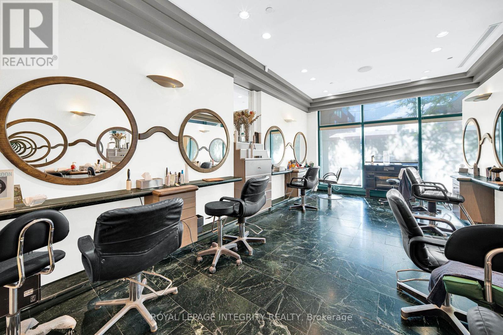 14 - 31 Murray Street, Ottawa, ON