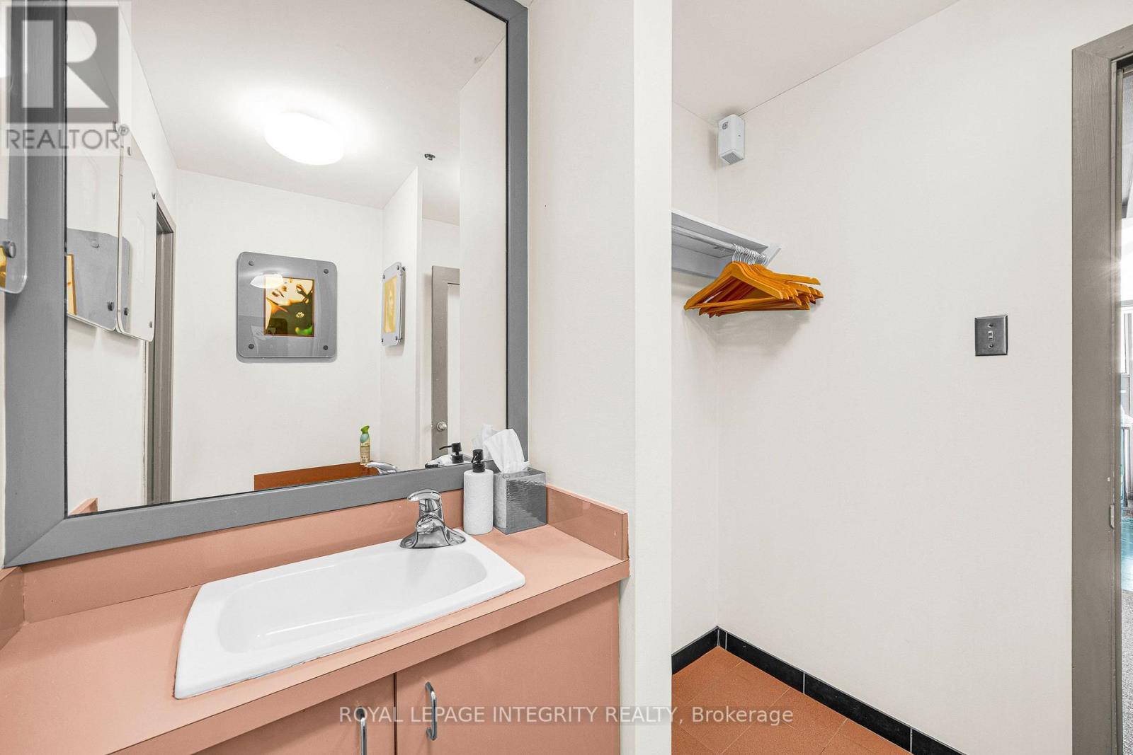 14 - 31 Murray Street, Ottawa, ON
