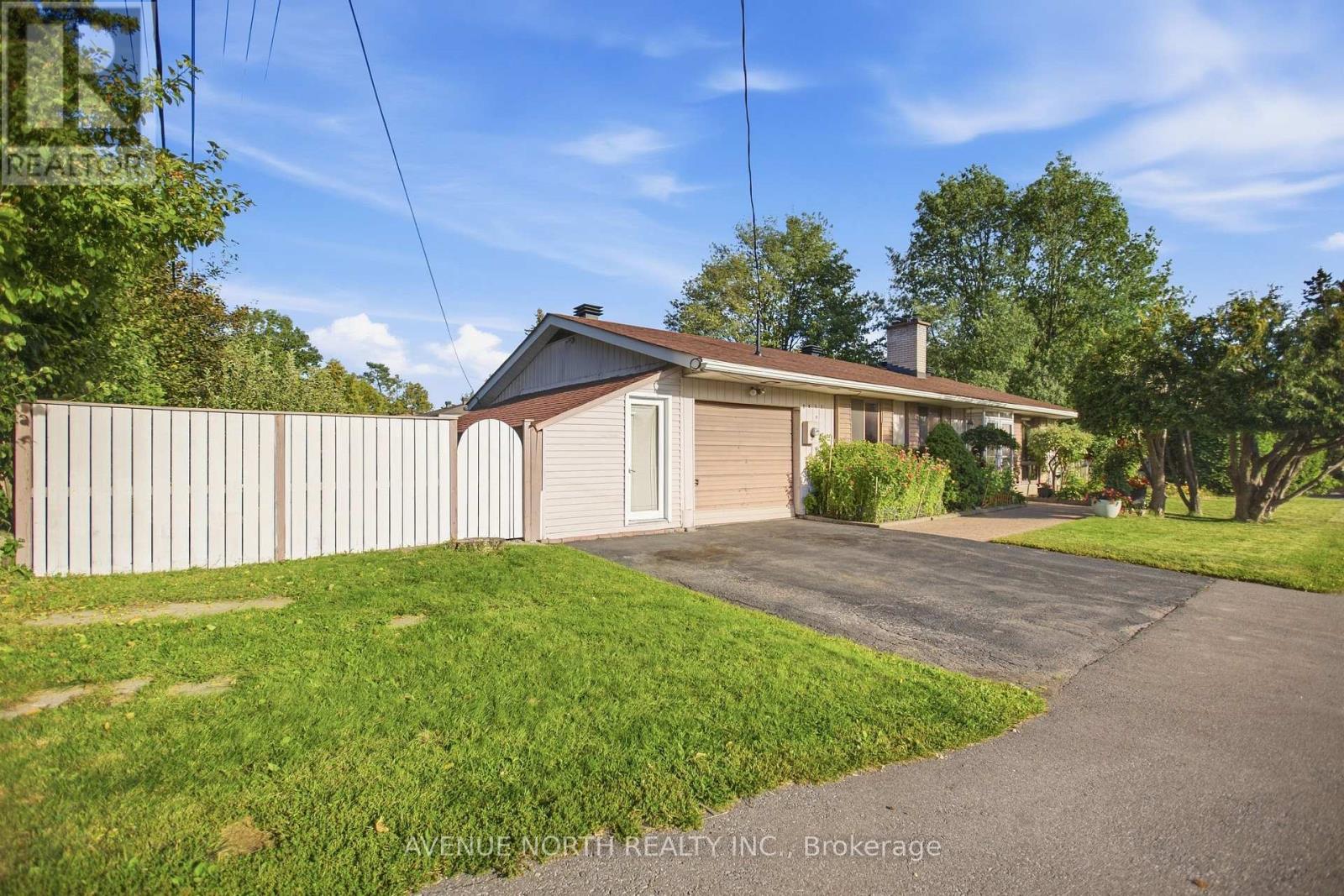2617 Flannery Drive, Ottawa, ON
