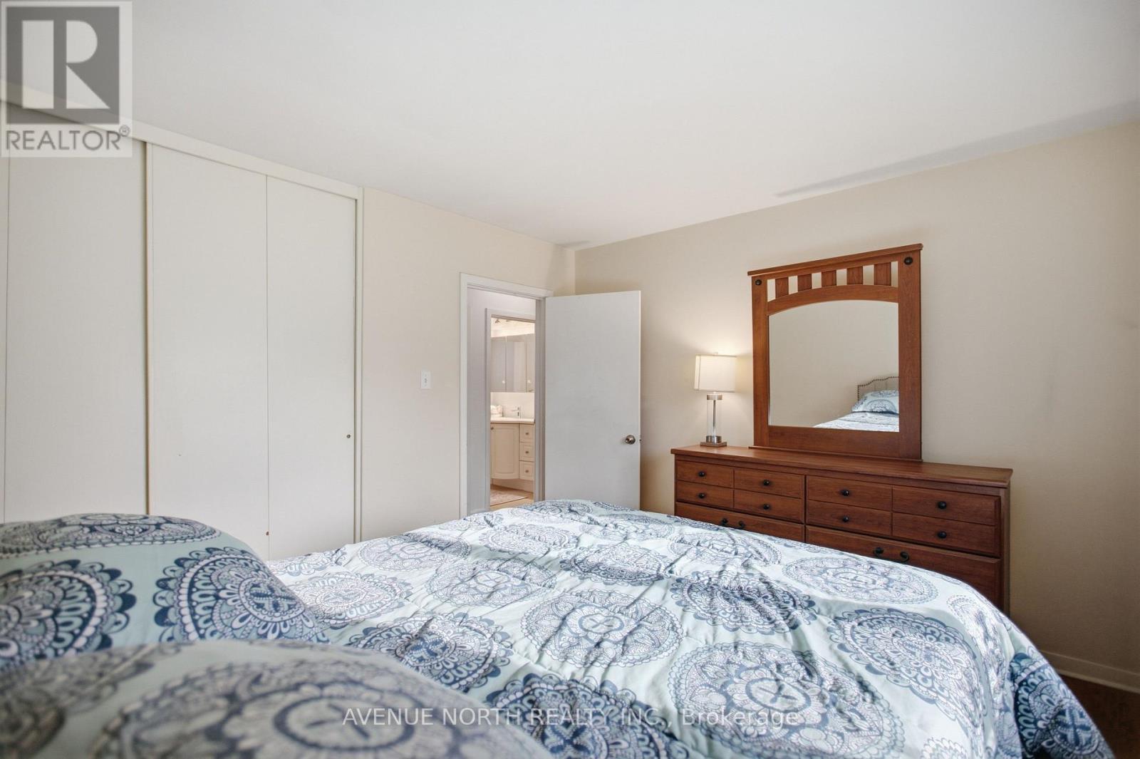 2617 Flannery Drive, Ottawa, ON