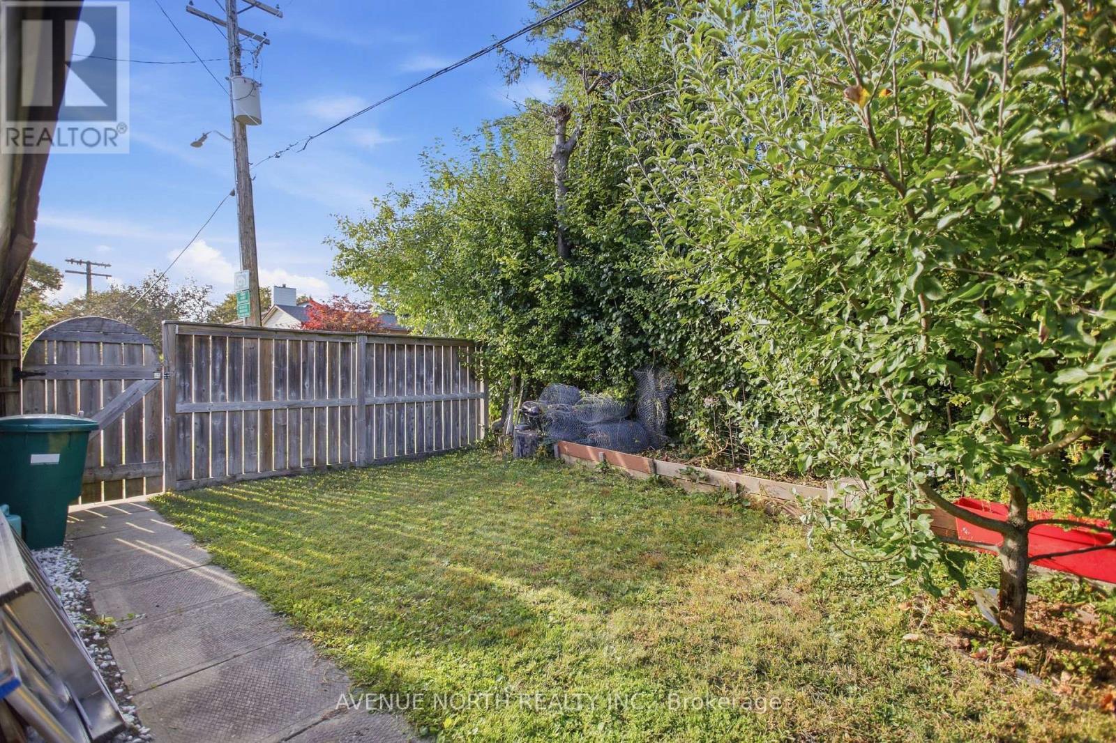 2617 Flannery Drive, Ottawa, ON