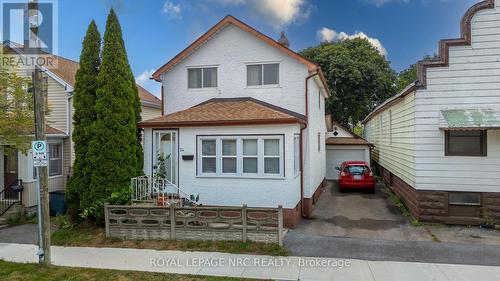 24 FIFTH STREET  Welland (Lincoln/Crowland), ON L3B 4Z3