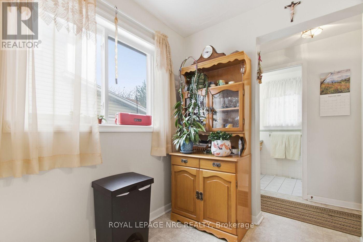 24 Fifth Street, Welland (Lincoln/Crowland), ON