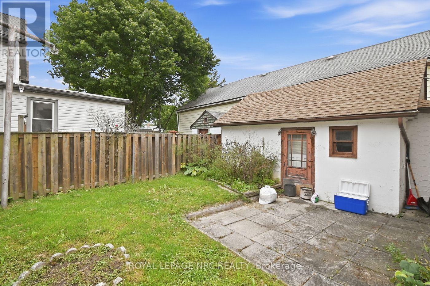 24 Fifth Street, Welland (Lincoln/Crowland), ON