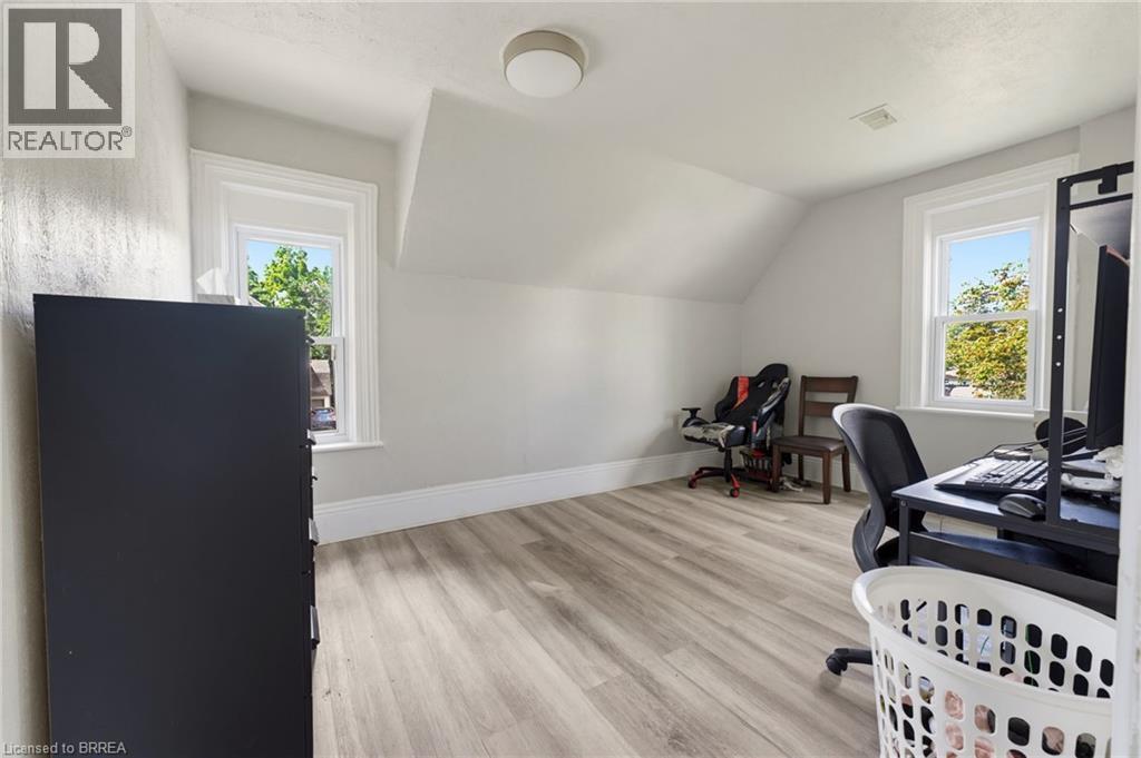 97 Park Avenue, Brantford, ON
