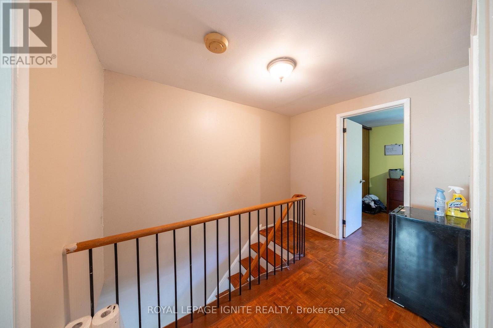 4 - 21 Rockwood Drive, Toronto, ON
