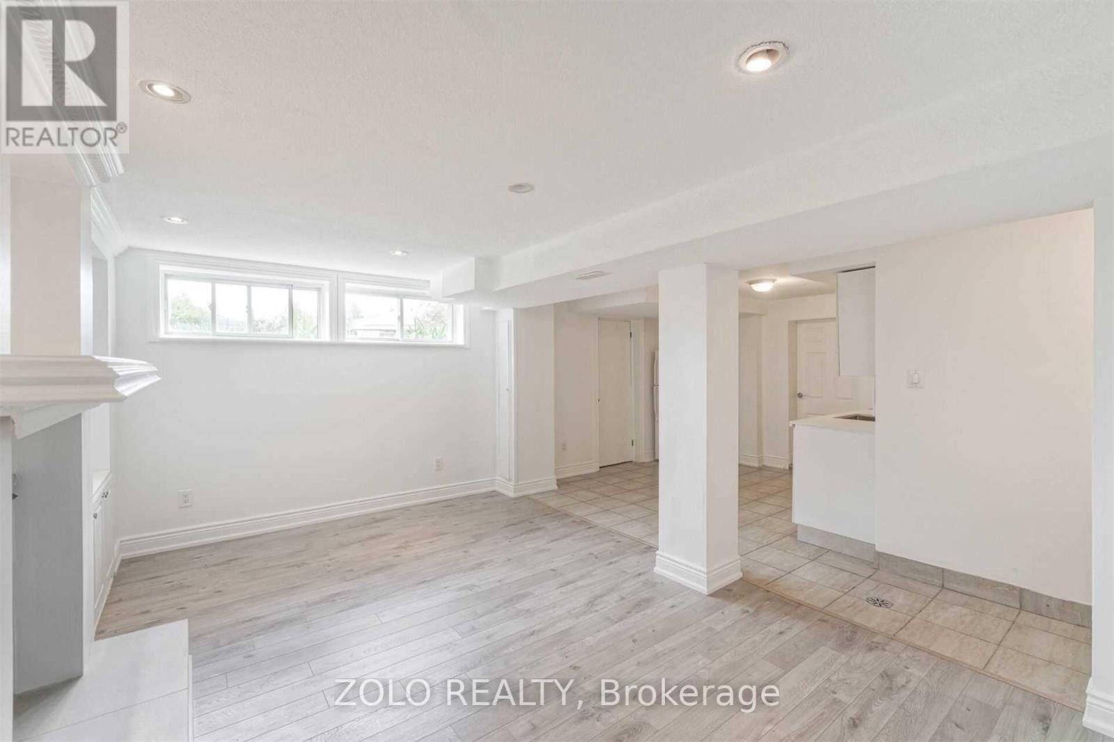 basement - 525 Lynett Crescent, Richmond Hill, ON