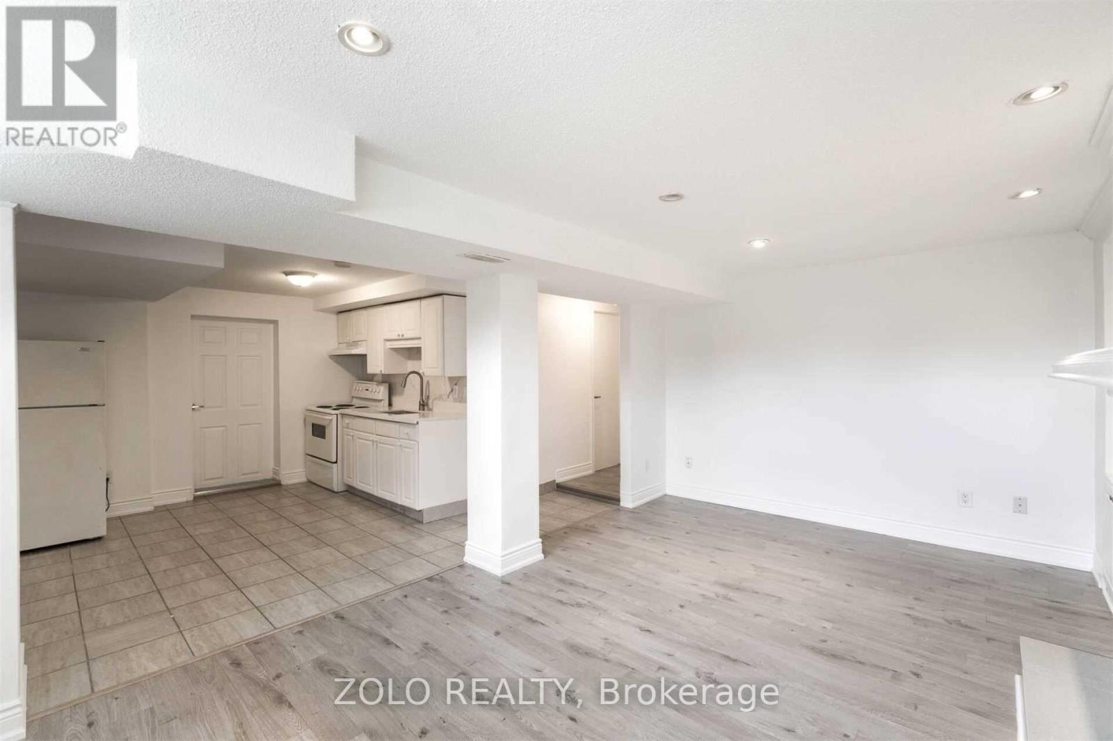 basement - 525 Lynett Crescent, Richmond Hill, ON