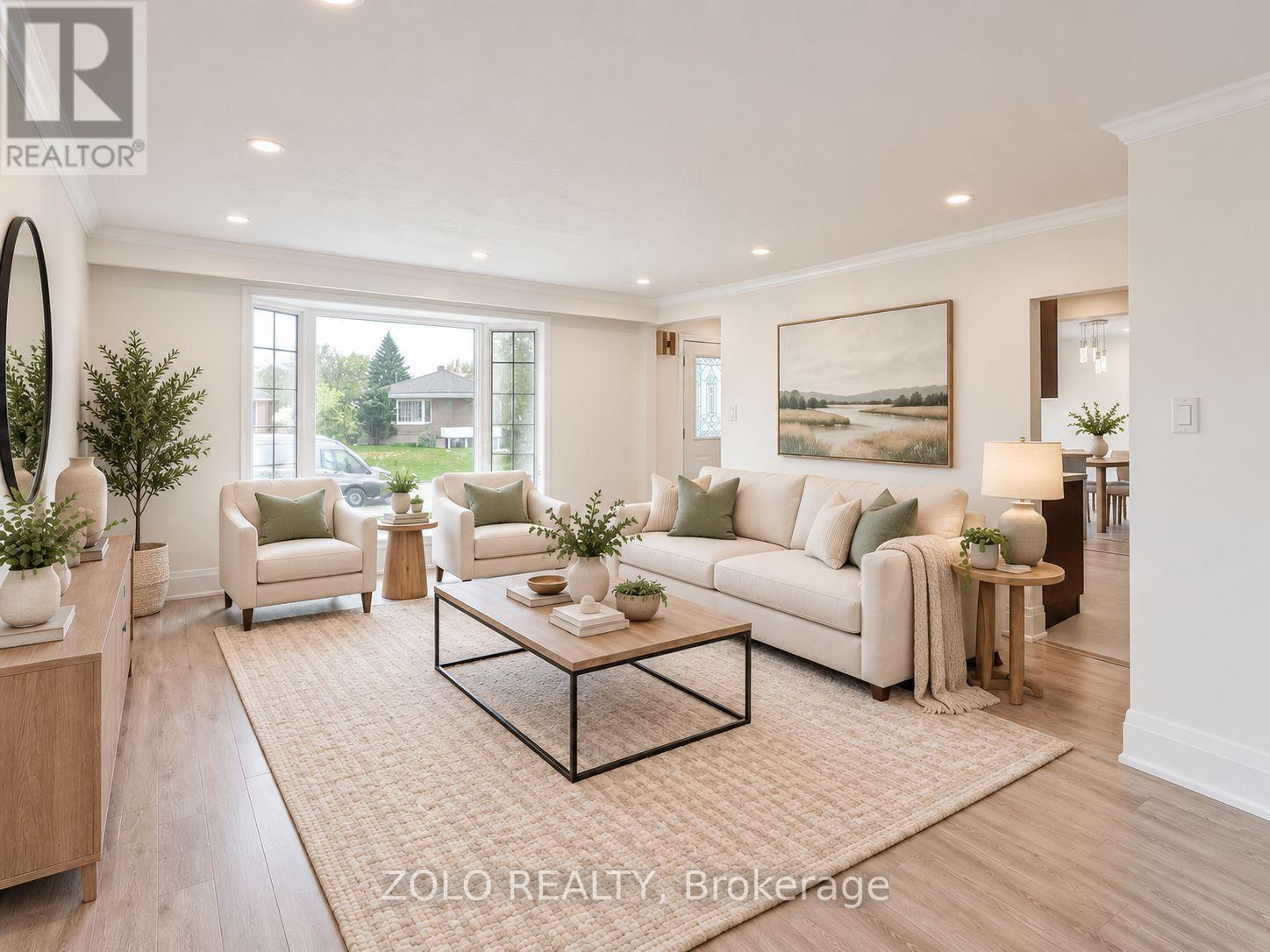 Living Room - 525 Lynett Crescent, Richmond Hill, ON