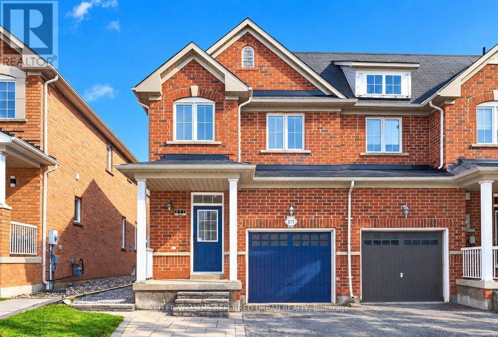 End-unit with 102ft Depth** - 571 Reeves Way Boulevard, Whitchurch-Stouffville, ON