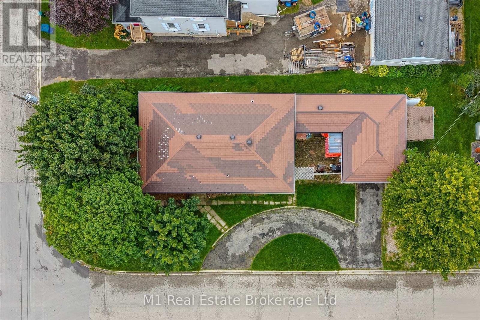205 Albert Street, Minto, ON