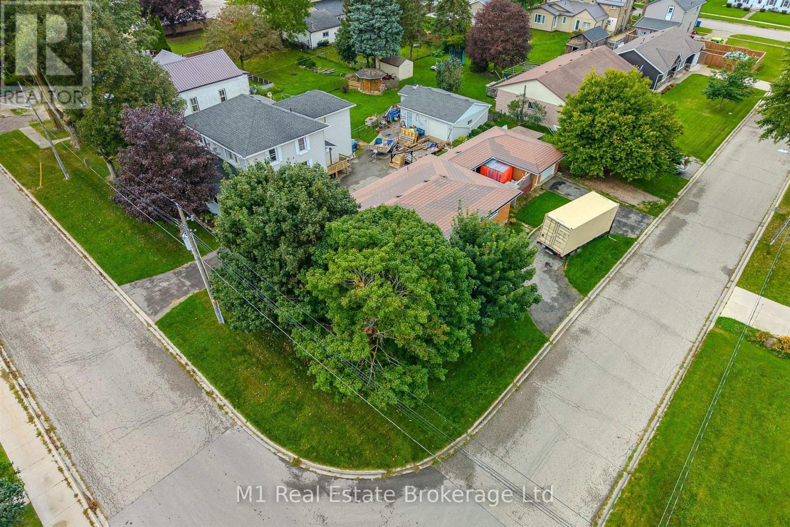 205 Albert Street, Minto, ON