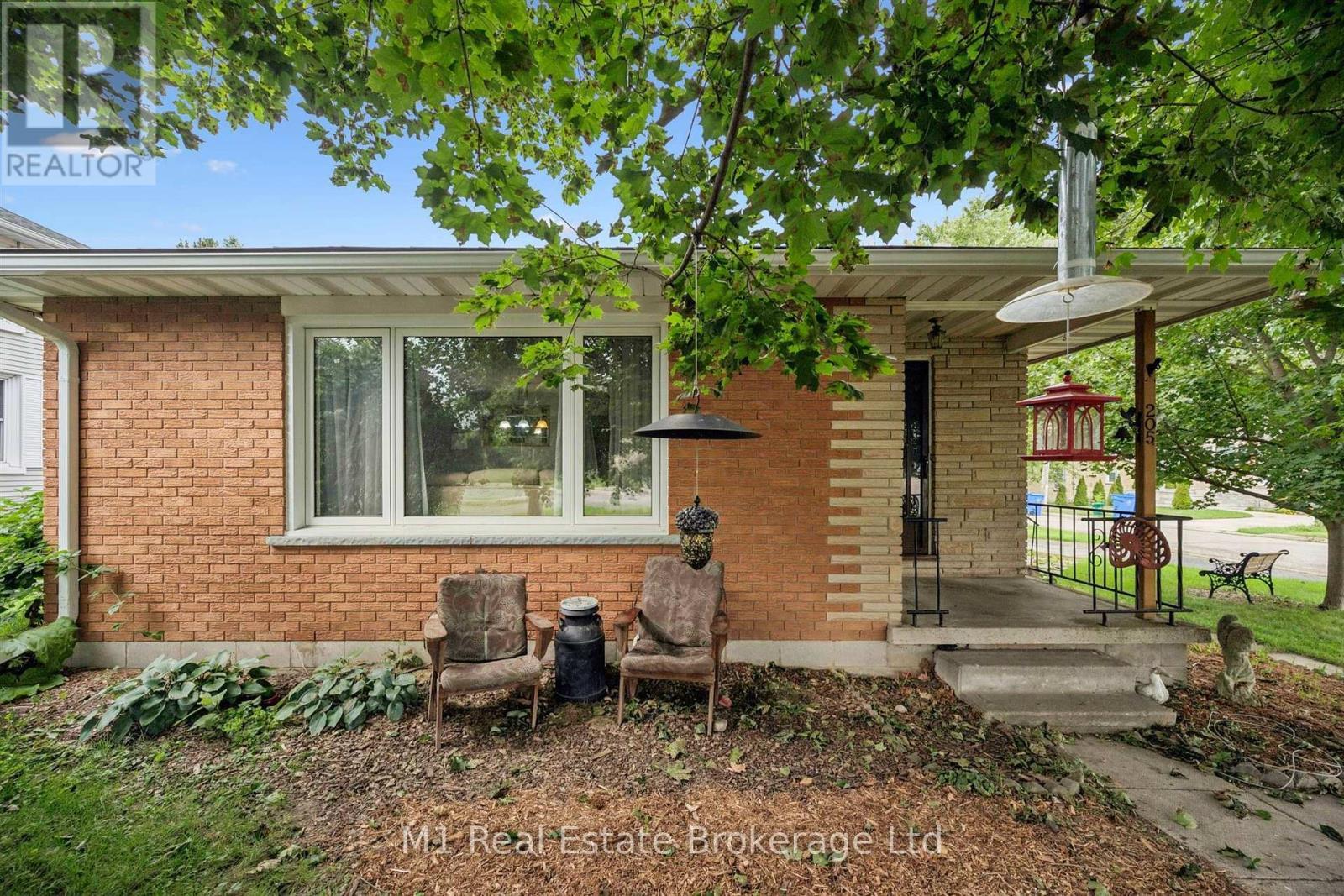 205 Albert Street, Minto, ON