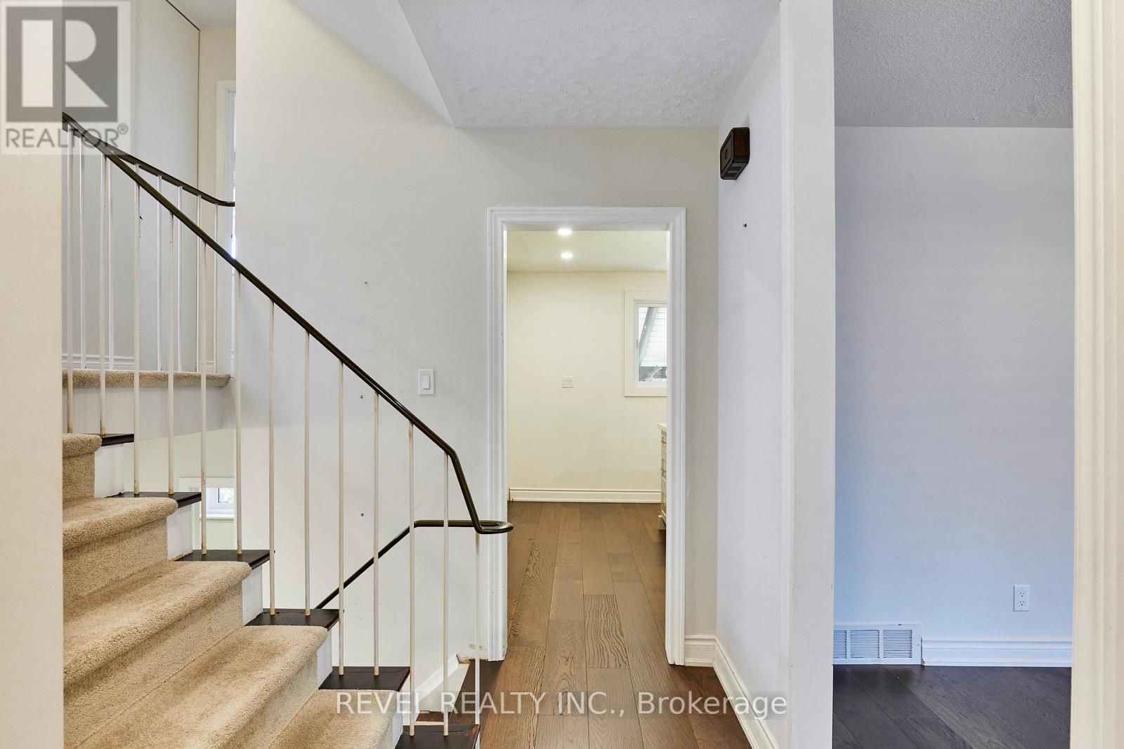 1260 Ilona Park Road, Pickering, ON