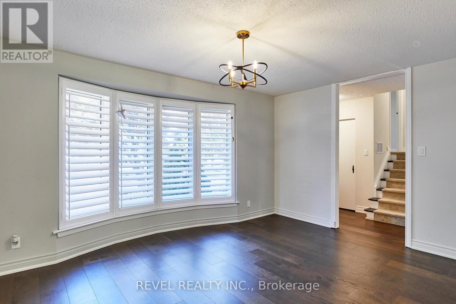 1260 Ilona Park Road, Pickering, ON